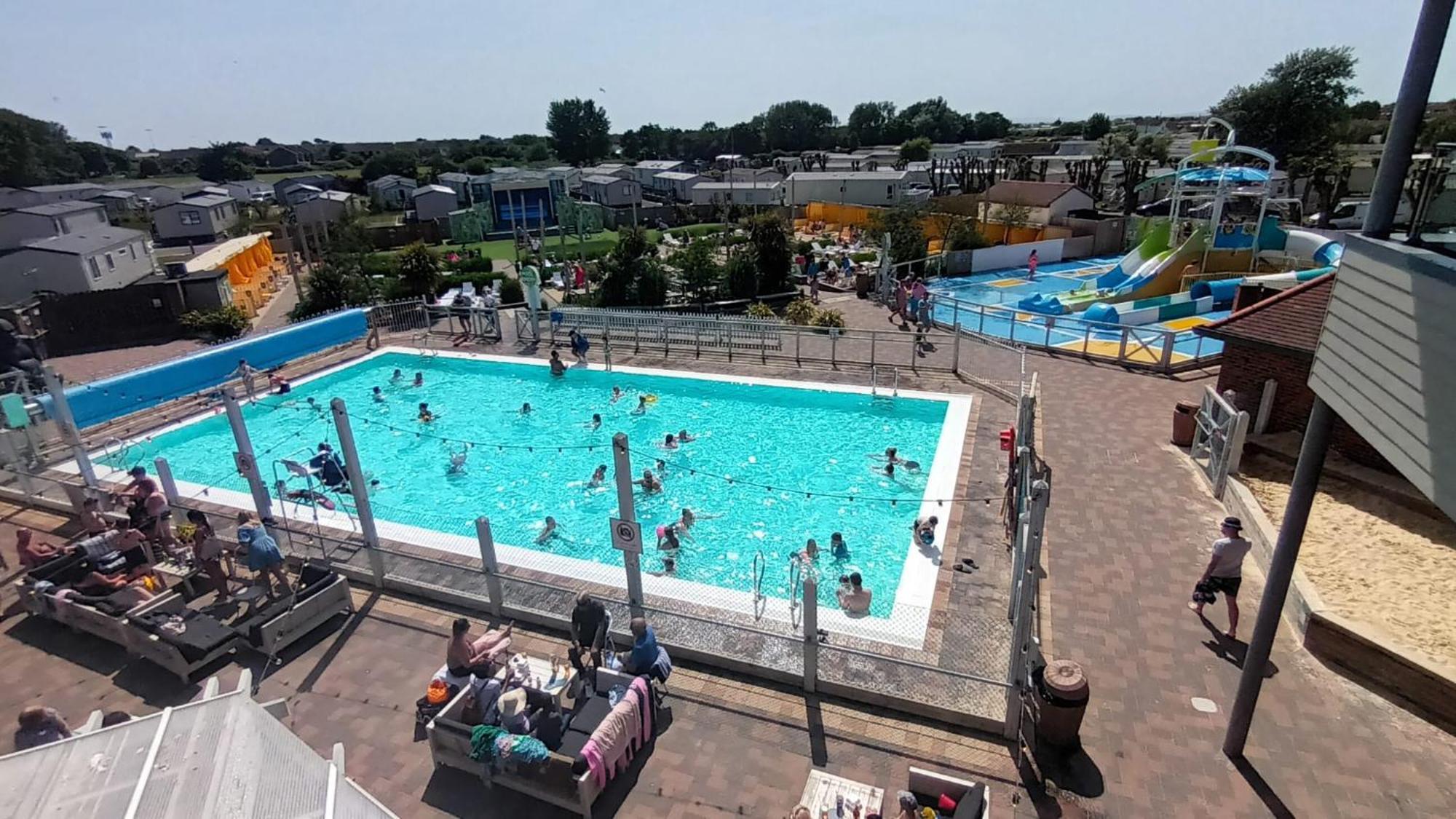 Amor, West Sands Holiday Park, Selsey Extérieur photo